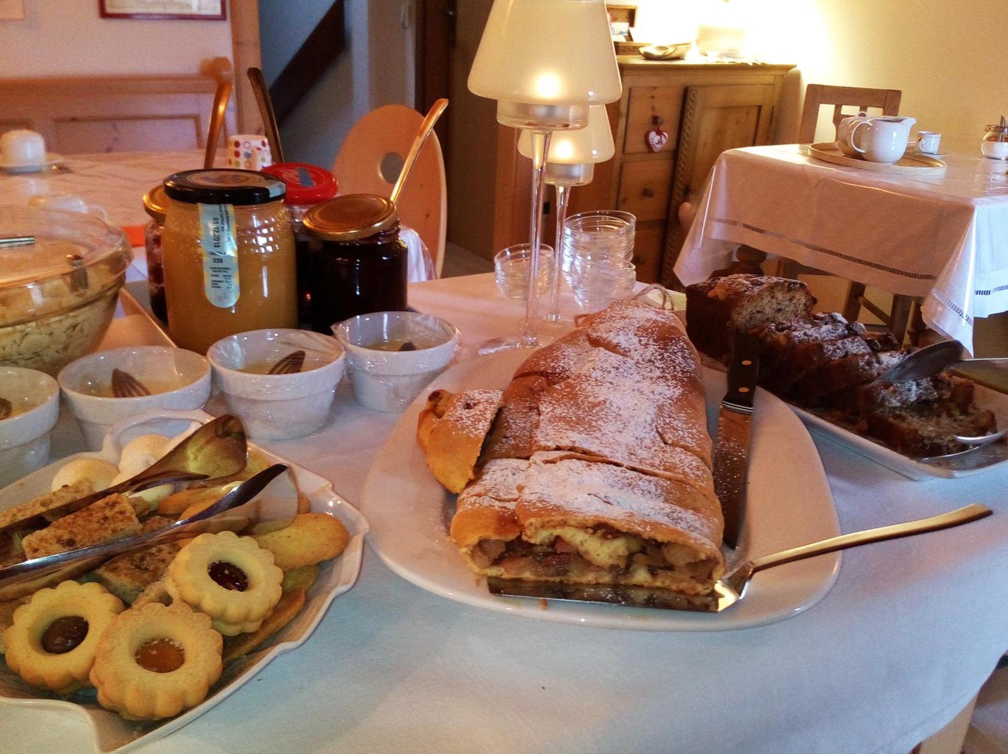 B&B Casa Riz Castello-Molina di Fiemme ภายนอก รูปภาพ