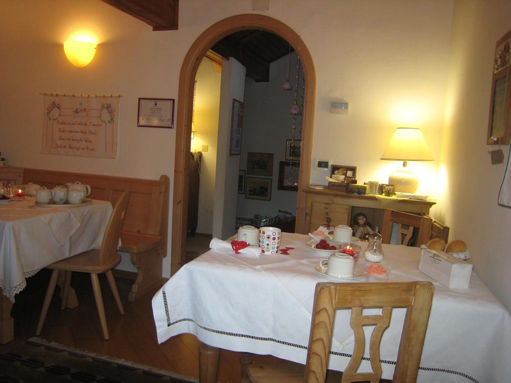 B&B Casa Riz Castello-Molina di Fiemme ภายนอก รูปภาพ